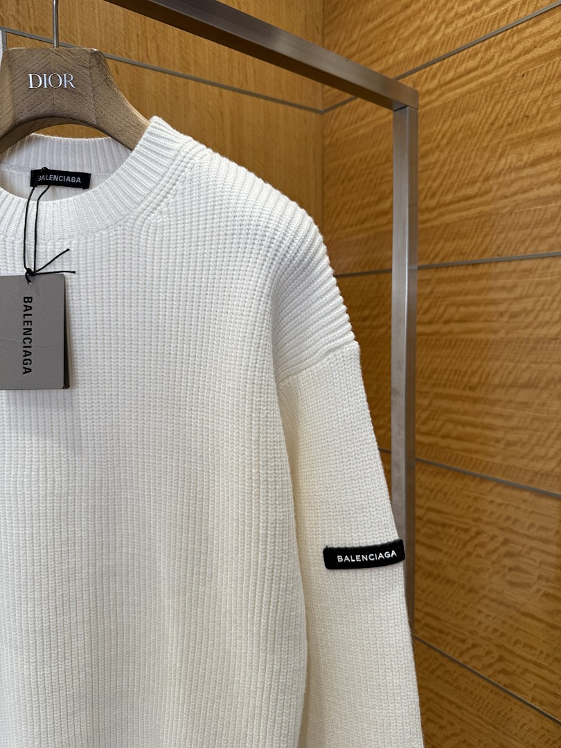 Balenciaga 6276-69L - Image 9