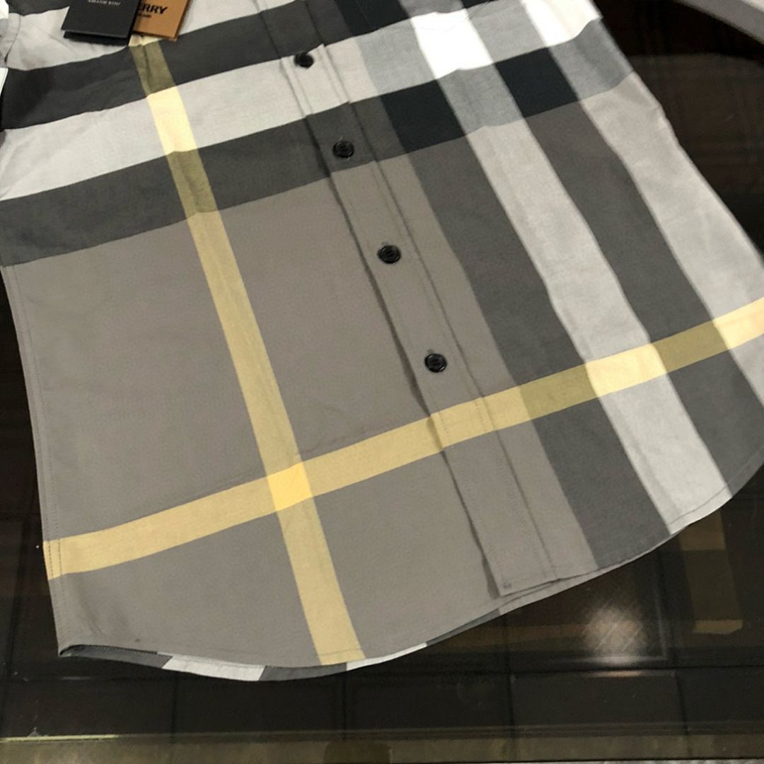 Burberry L68B072-65L - Image 8
