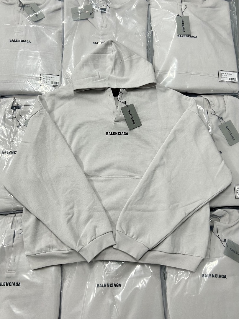 Balenciaga 525343−51L - Image 7