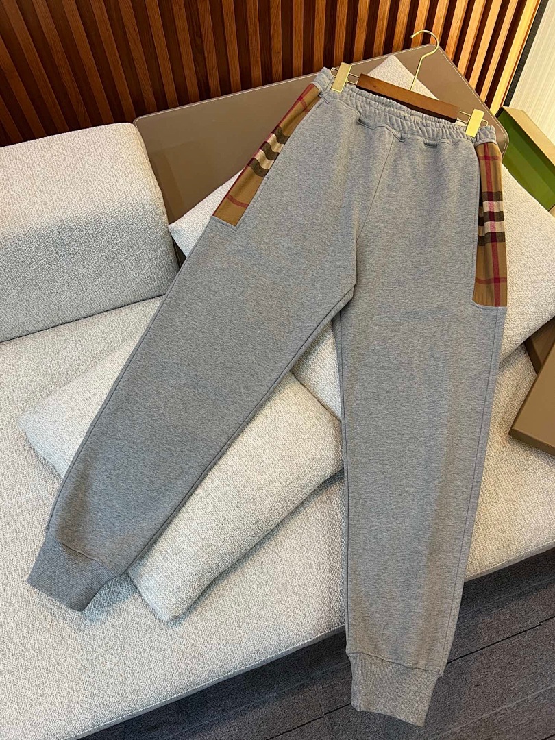 Burberry –6B026-65L - Image 28