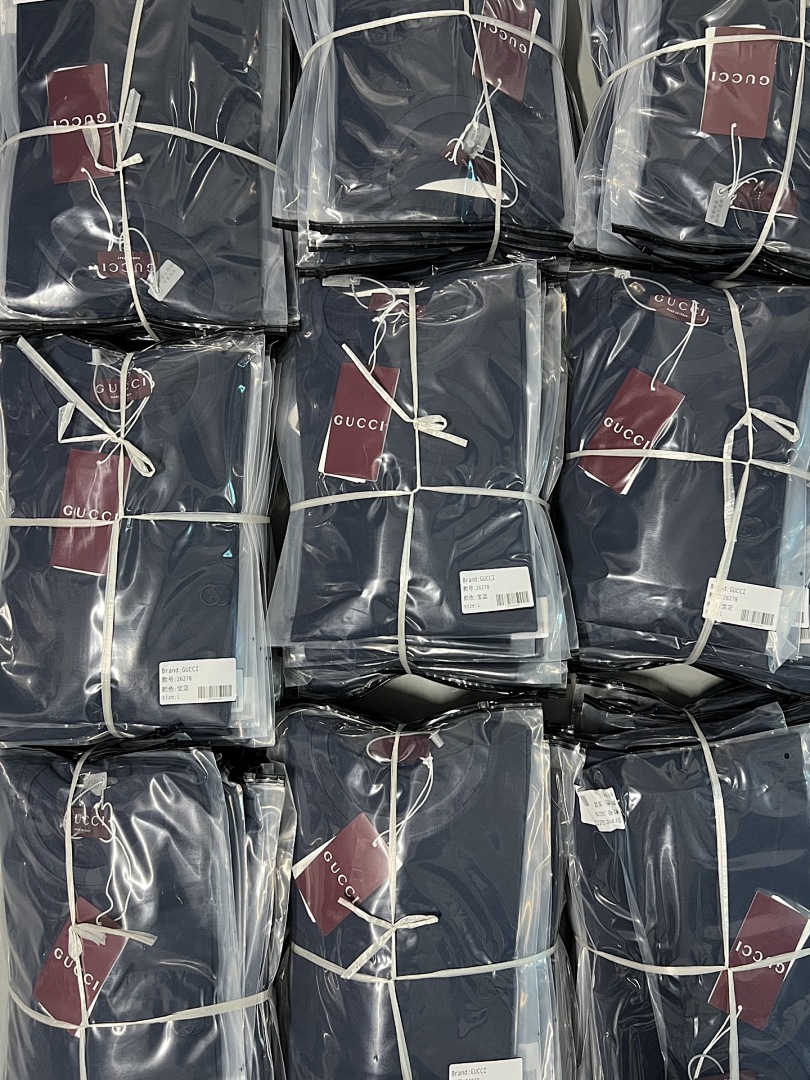 Gucci 526278−51L - Image 31