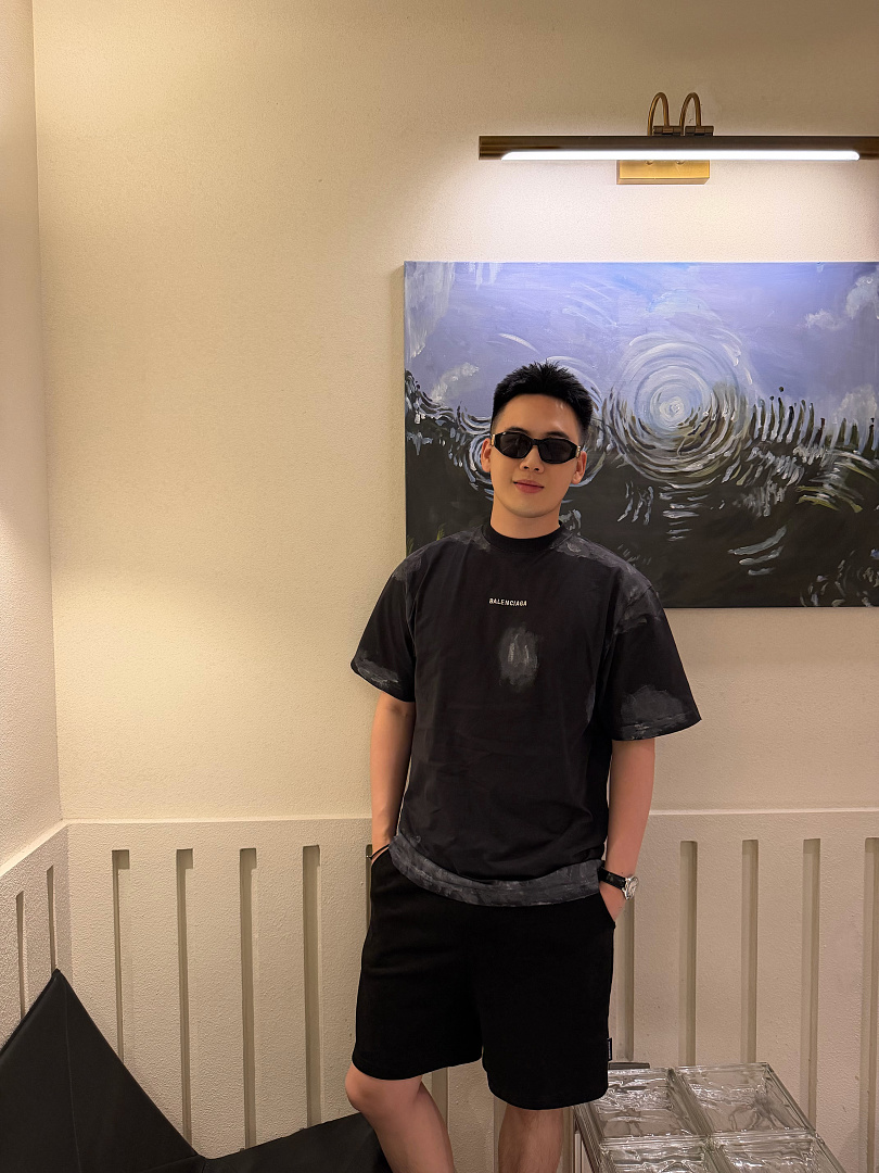 Balenciaga 585−17L - Image 3