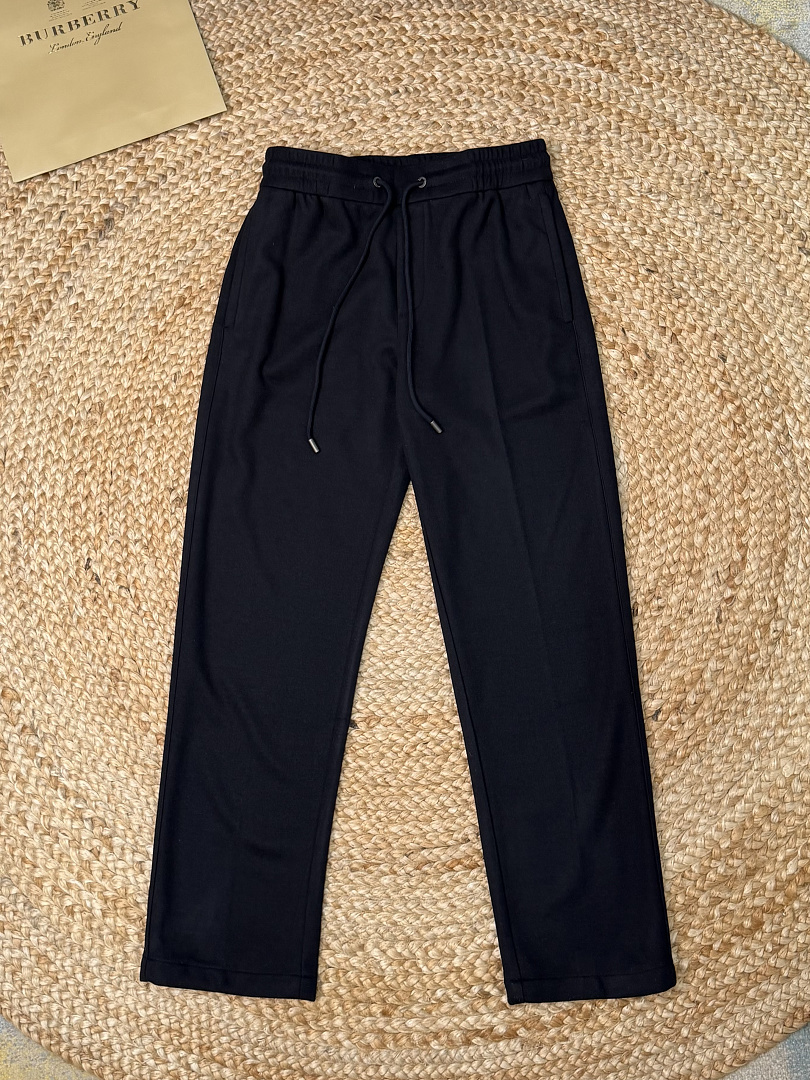 On Running Jacket Price:549 Pants 309 5191−8L - Image 9
