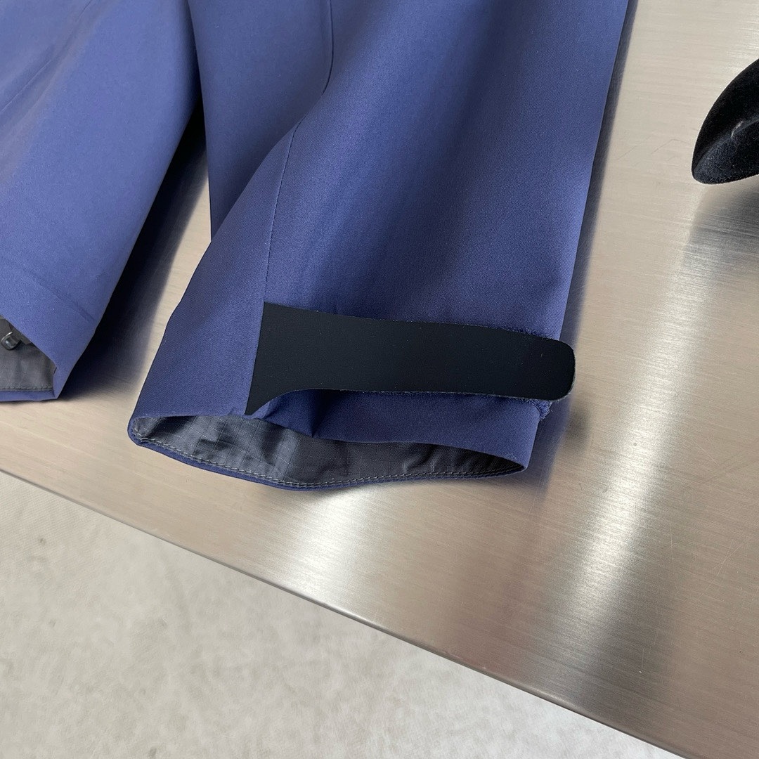 Arc'teryx — - Image 13