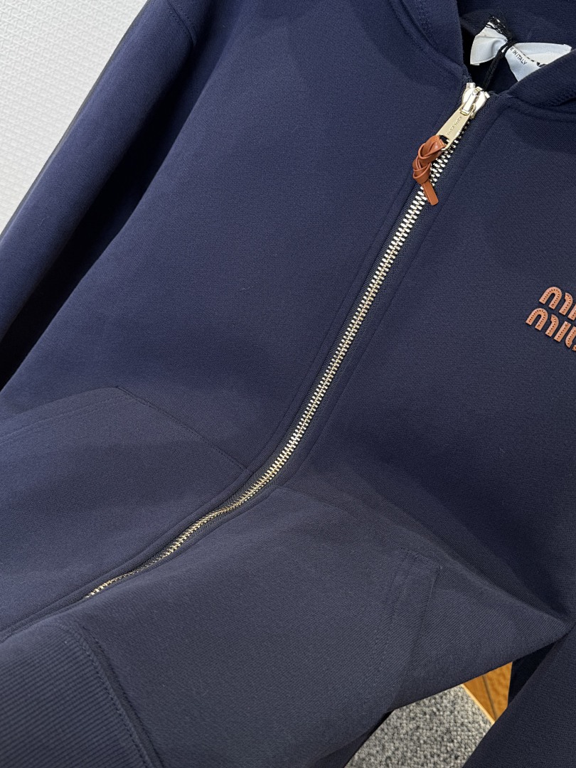 Miu Miu 6332-69L - Image 11