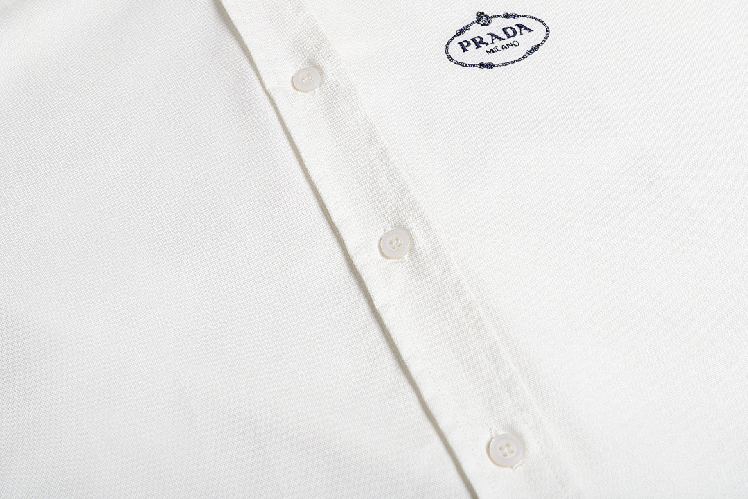Prada . 525257 Long Sleeve −51L - Image 13