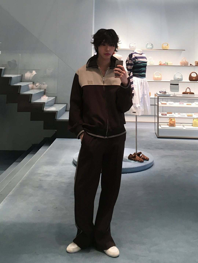 Miu Miu 6C906-60L - Image 3