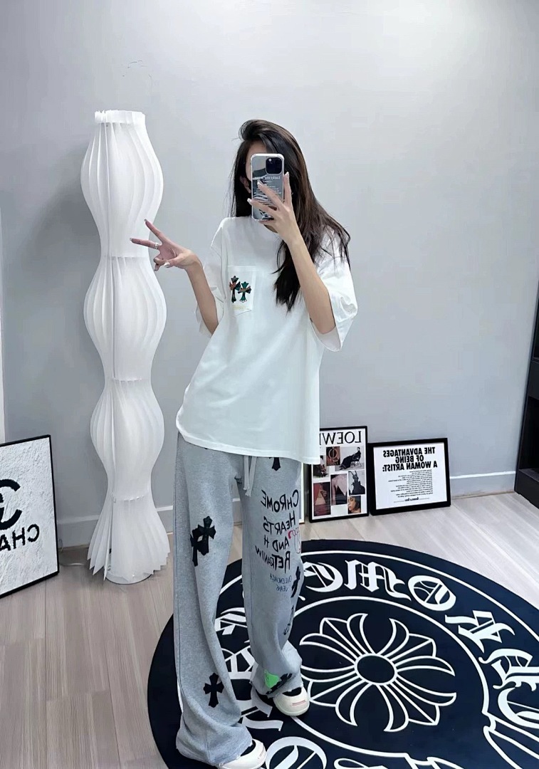 Chanel Yuan ——— - Image 12