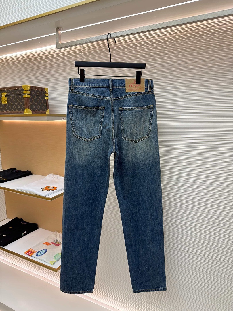 Prada Prada - Image 8