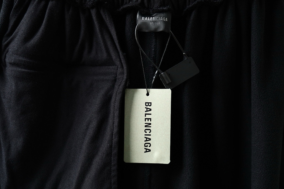 Balenciaga . 5D022−25L - Image 8