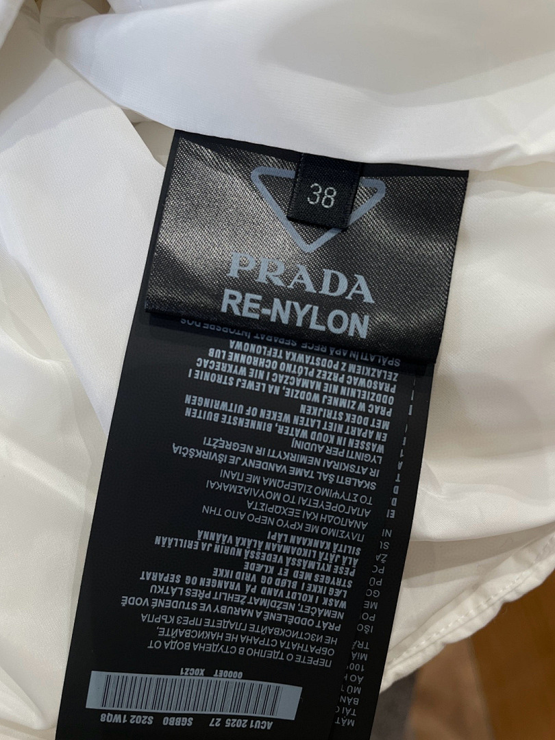 Prada 625025-78L - Image 7