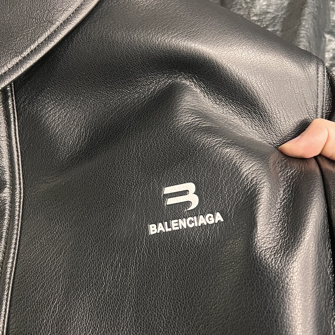 Balenciaga 580W00017Real Leather - Image 12