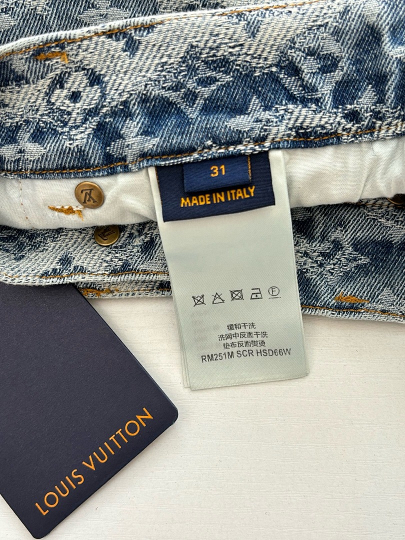 Unbranded Shirt:259 Pants:249 31878-31L - Image 25