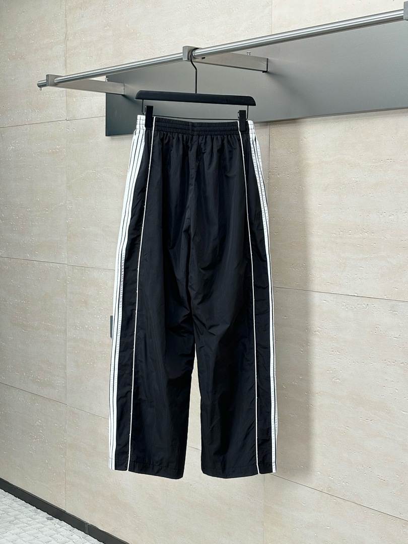 Balenciaga 3011-39L - Image 3
