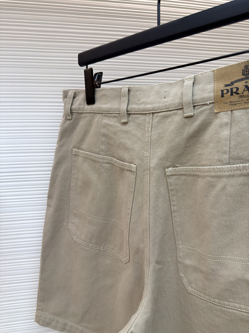 Prada 5236−8L - Image 9