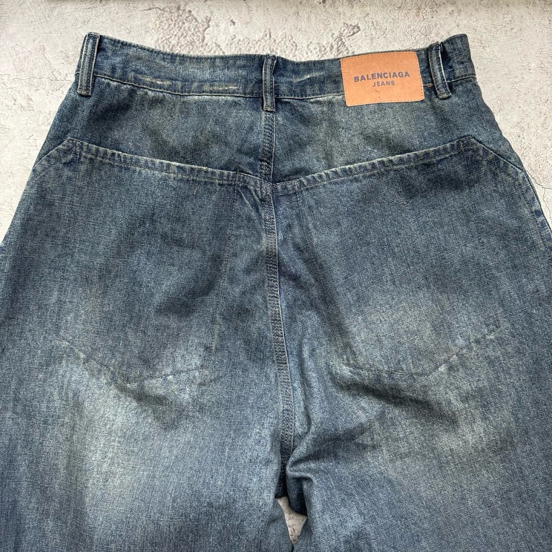 Balenciaga 511−24L - Image 12