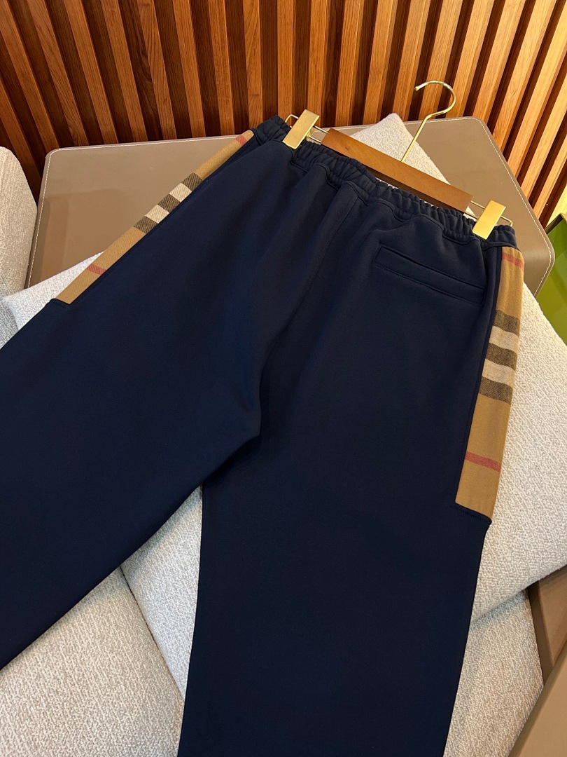 Burberry –6B026-65L - Image 16