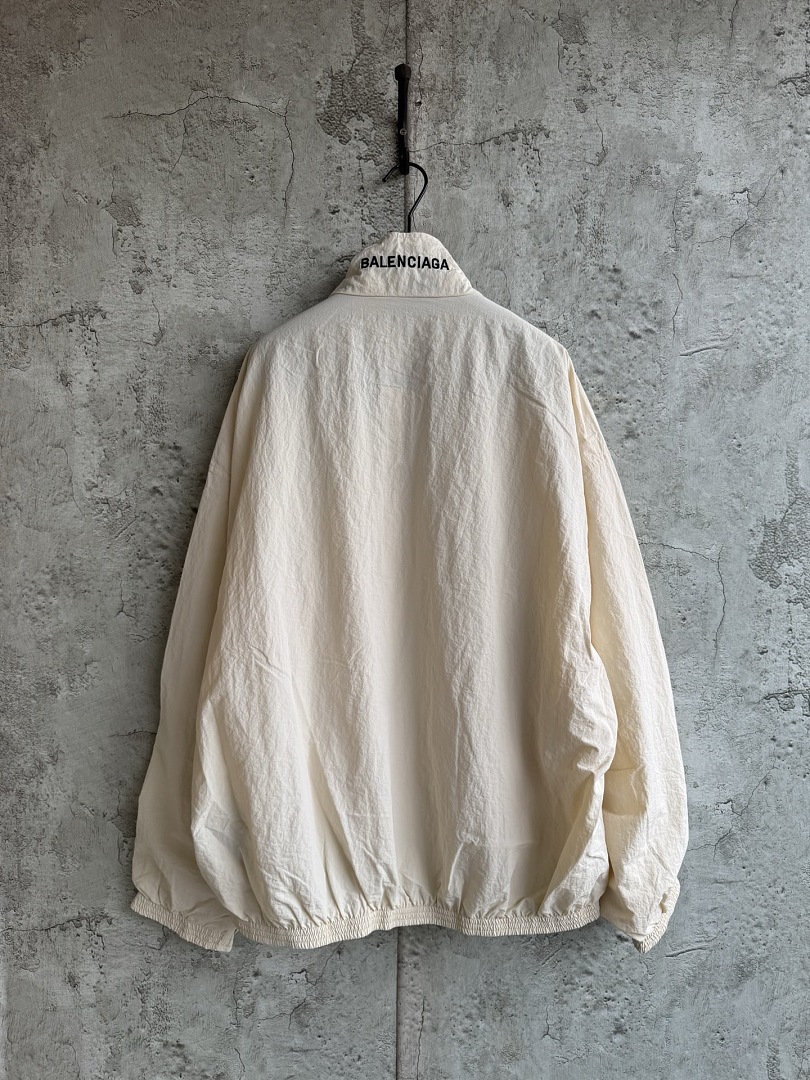 Balenciaga 52419−24L - Image 5