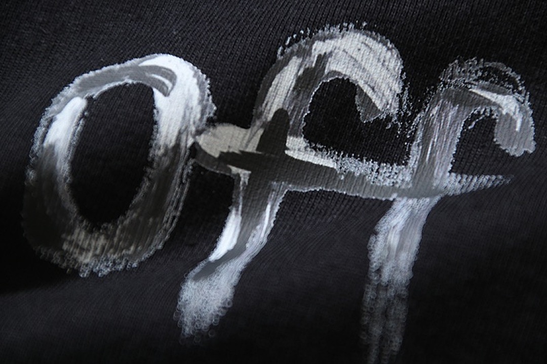 Off-White . - Image 8