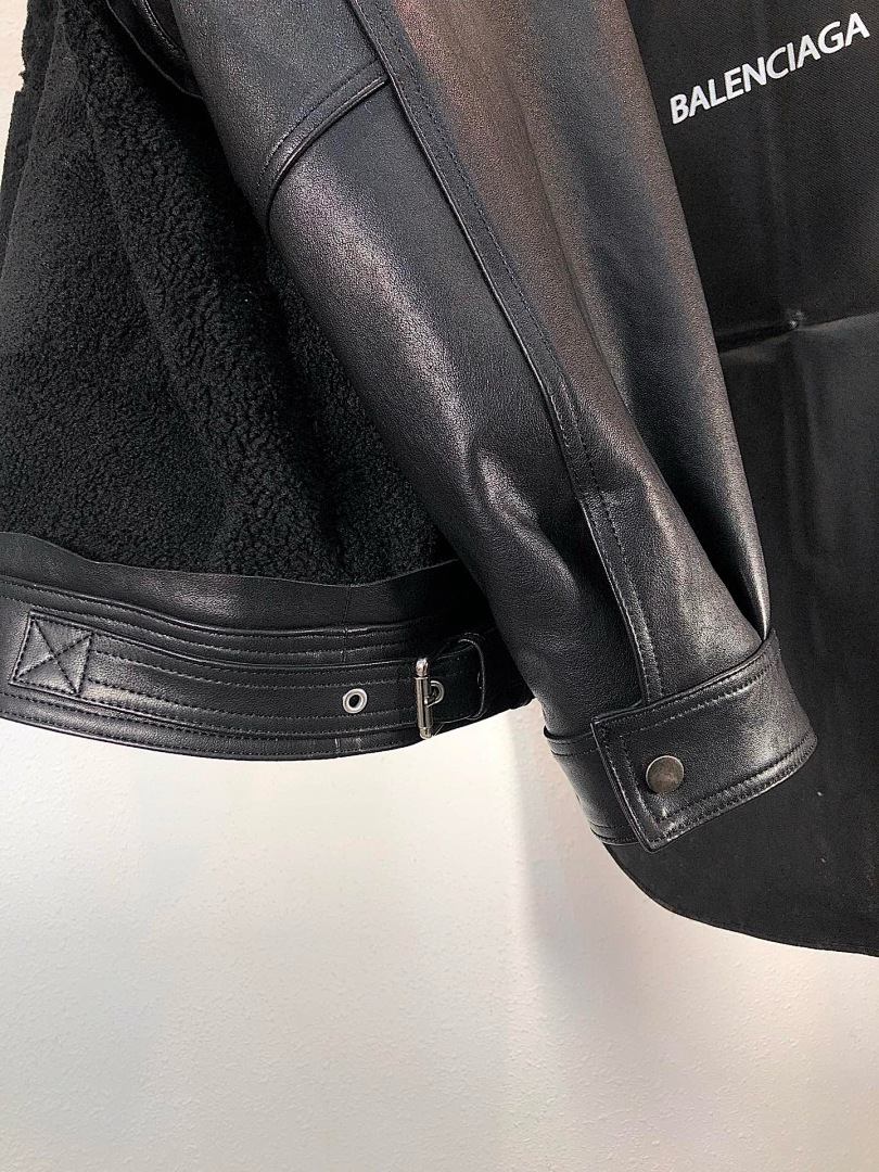 Balenciaga 580W00011 Real Leather - Image 11