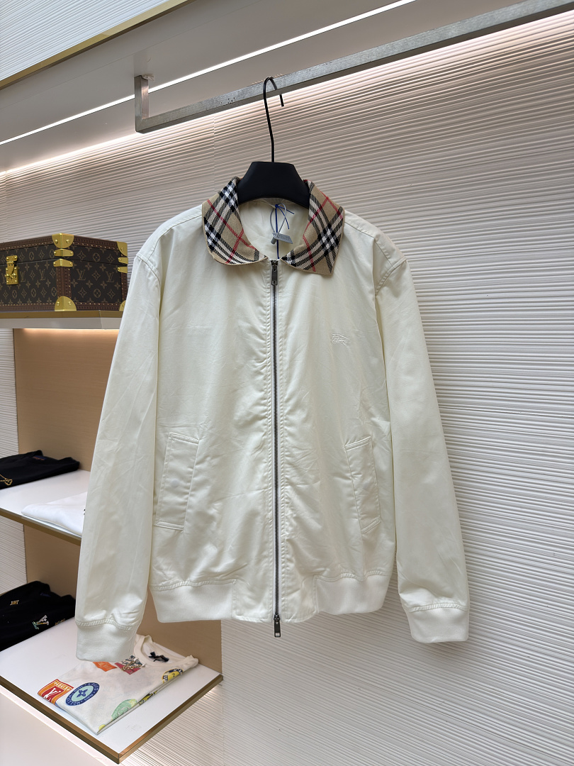 Burberry 5052−51L - Image 13