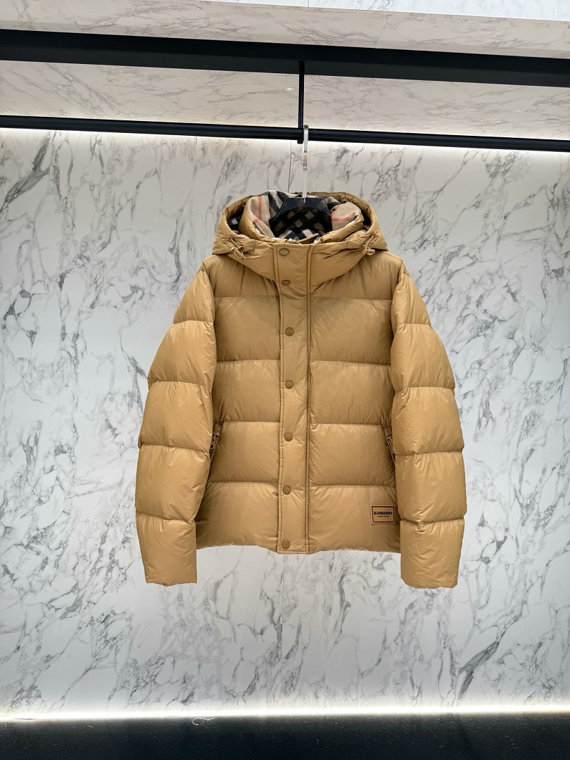 Burberry 38078-83L - Image 14