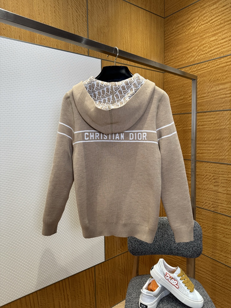 Dior . 58153−8L - Image 11