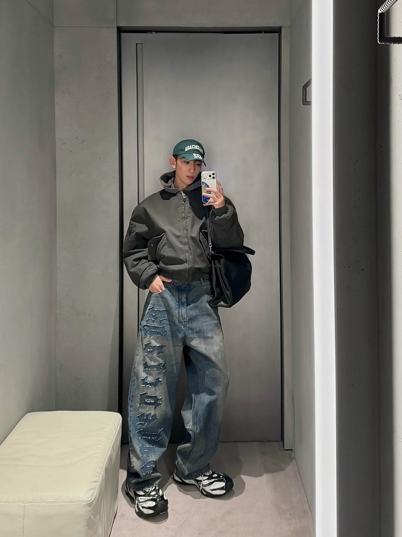 Balenciaga 6B769-60L - Image 4