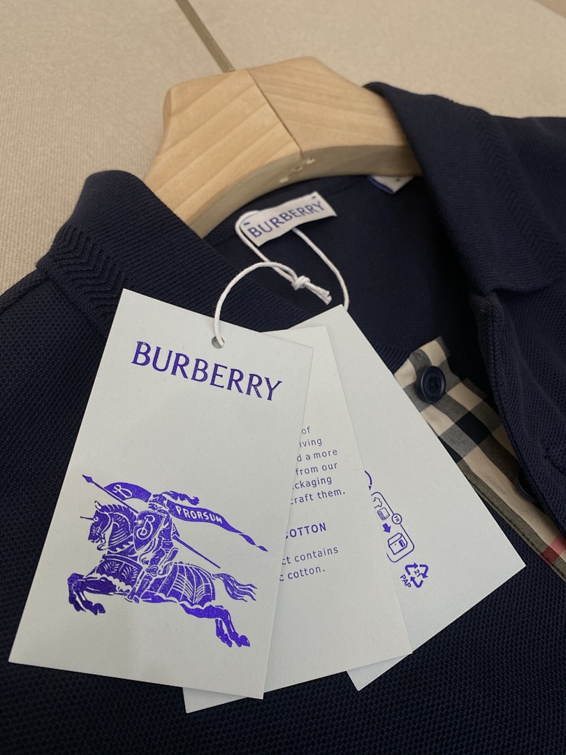 Burberry 36869-8L - Image 11