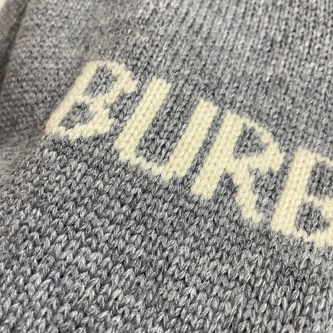 Burberry L68D012-61L - Image 6