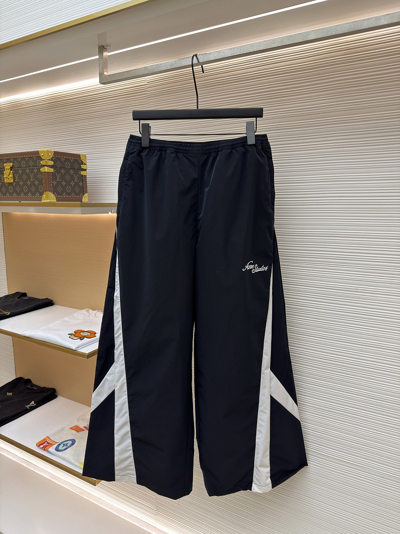 Acne Studios 6B811-60L