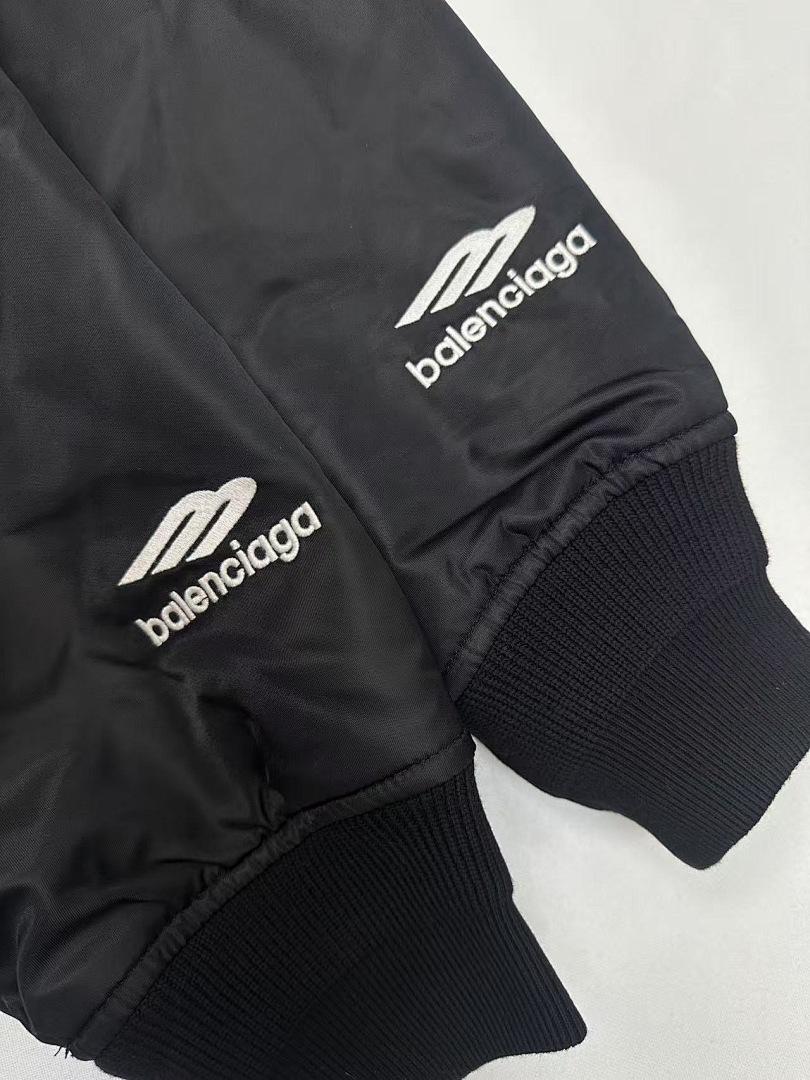 Balenciaga 3026-39L - Image 5