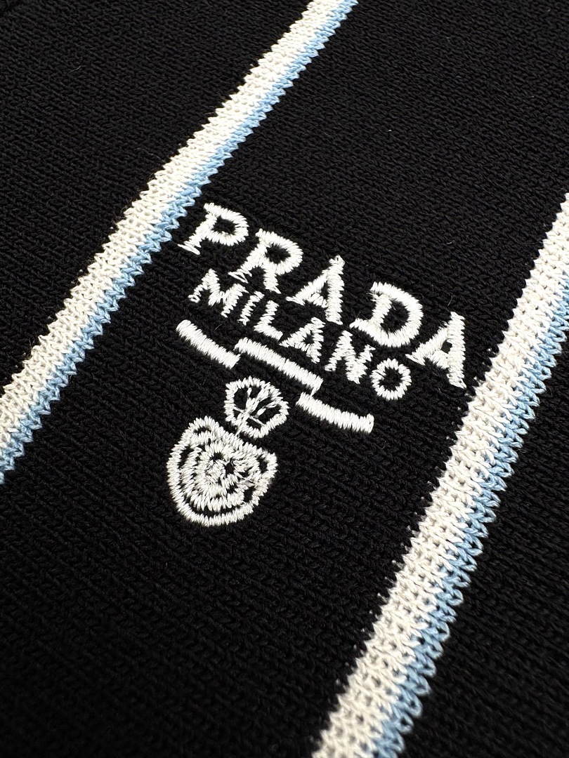 Prada 625306-60L - Image 8