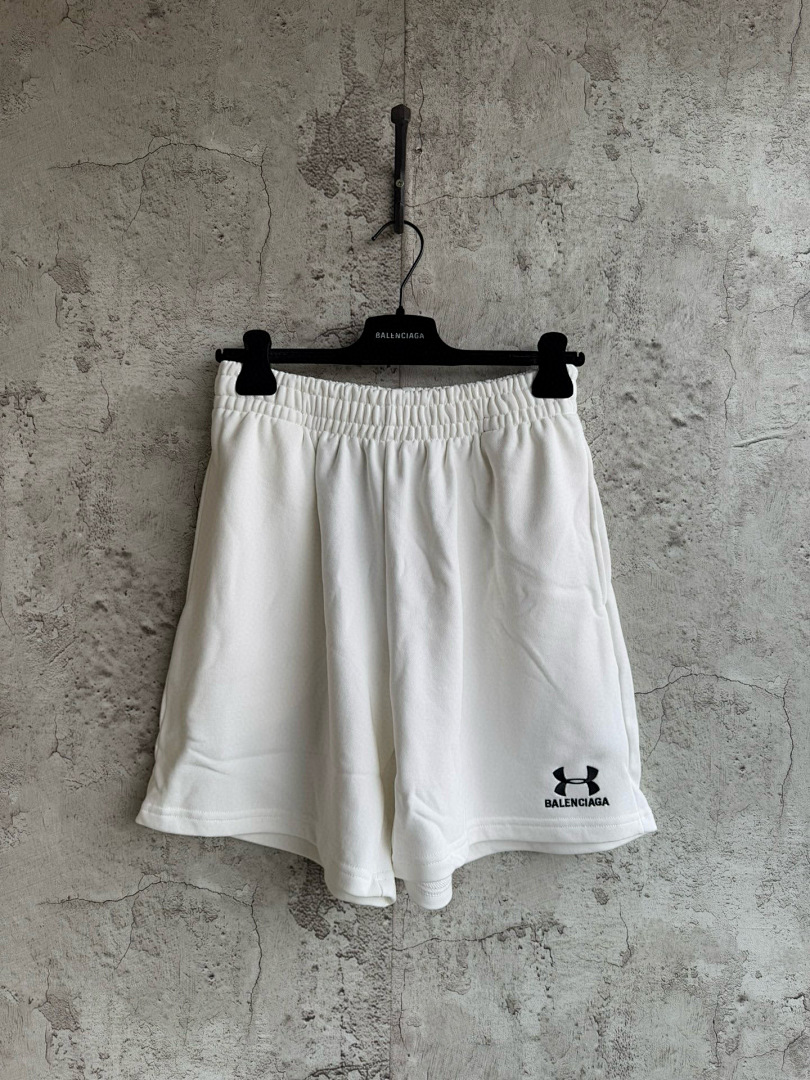 Balenciaga 5D015−25L - Image 2