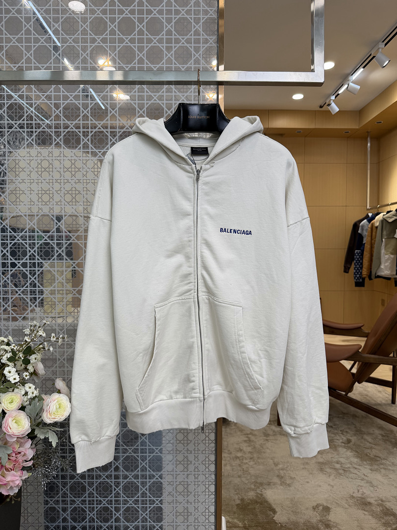 Balenciaga 52010−51L - Image 6