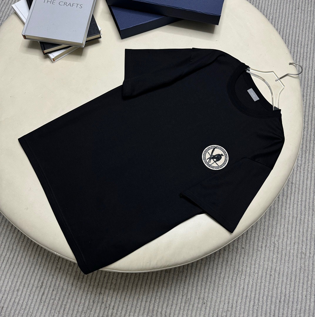Dior Yuan. Label 544−17L - Image 5