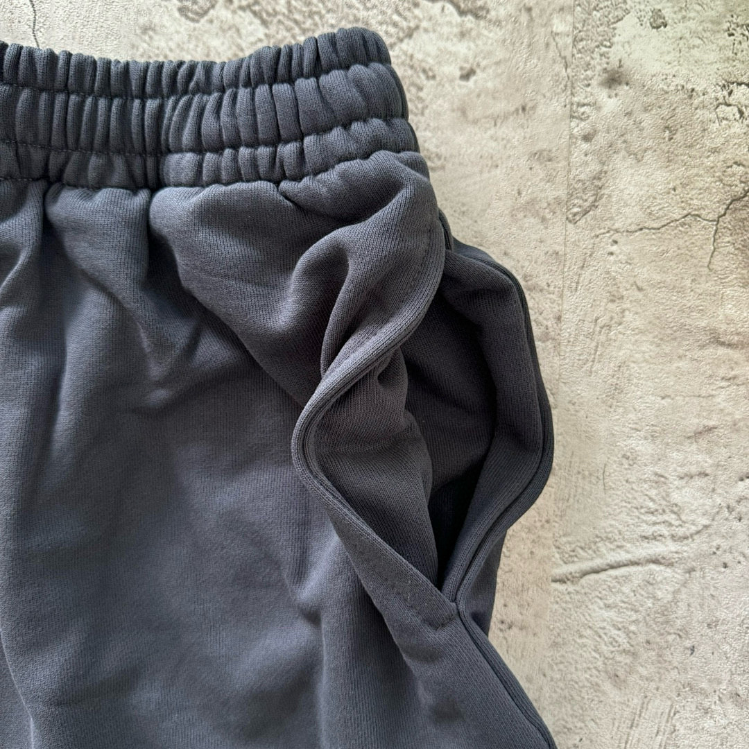 Balenciaga 5D015−25L - Image 13