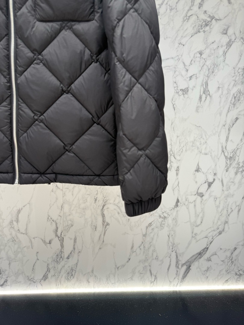 Prada 327-13L - Image 5
