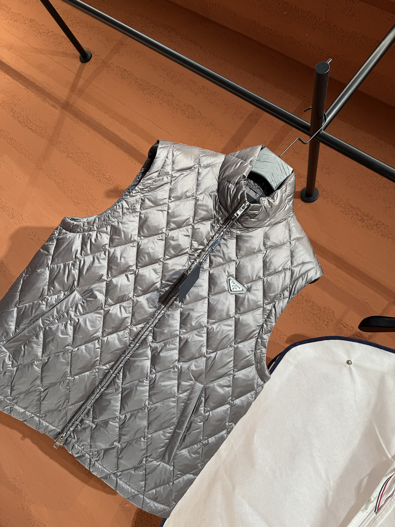 Prada 3211-86L - Image 31
