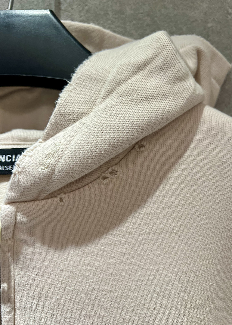 Balenciaga 3004-53L - Image 15
