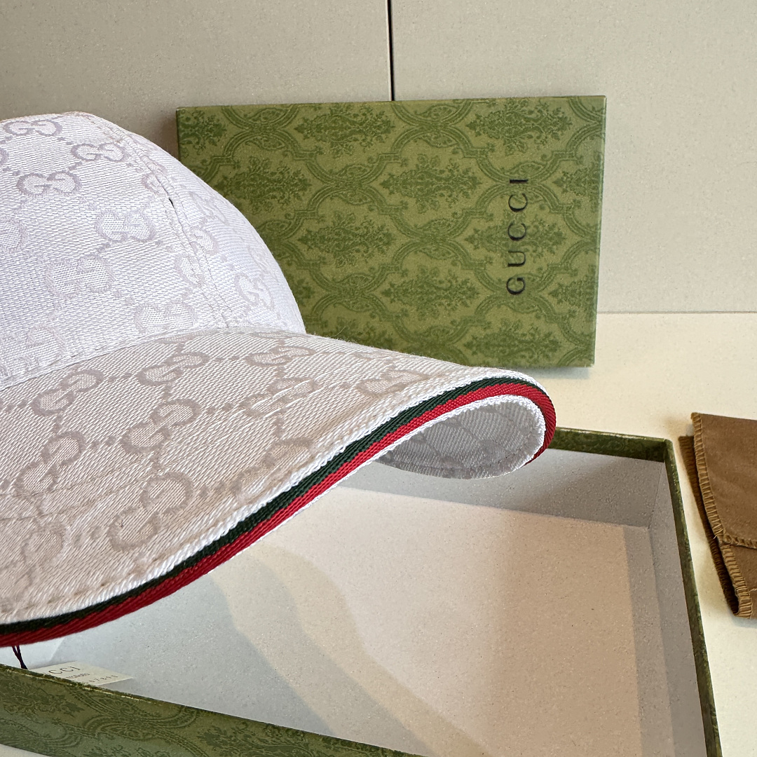 Gucci 64003-66L - Image 18