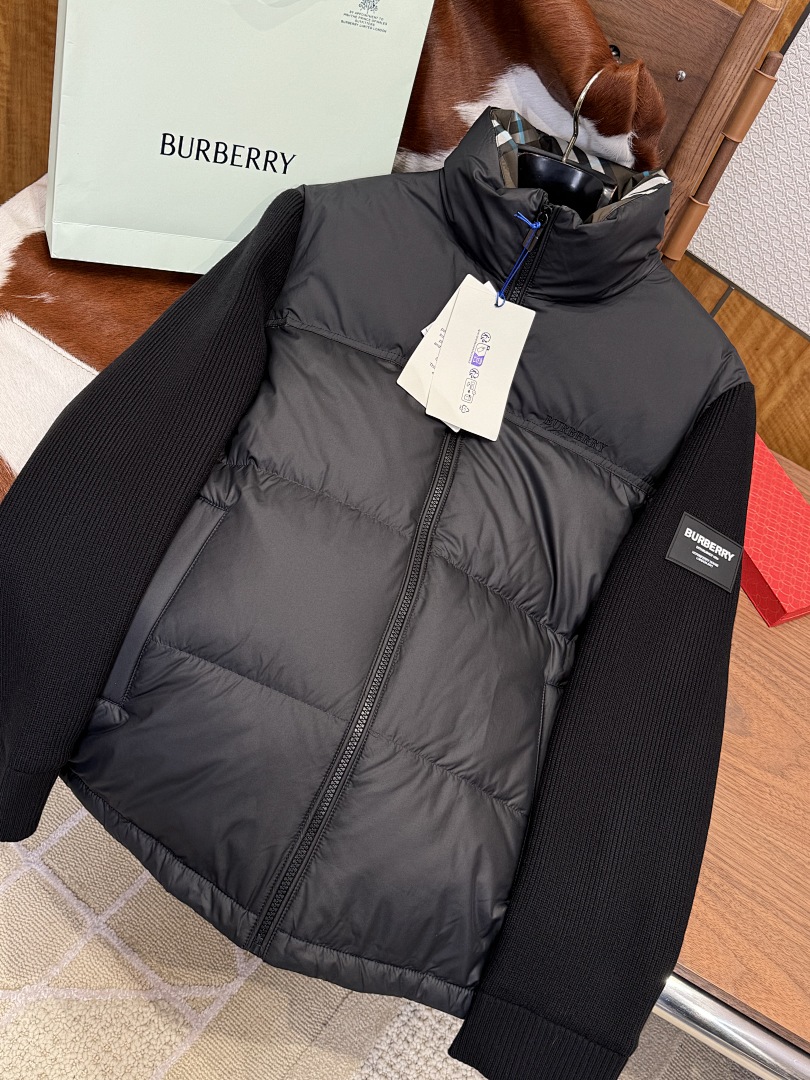 Burberry 51980-8L - Image 4
