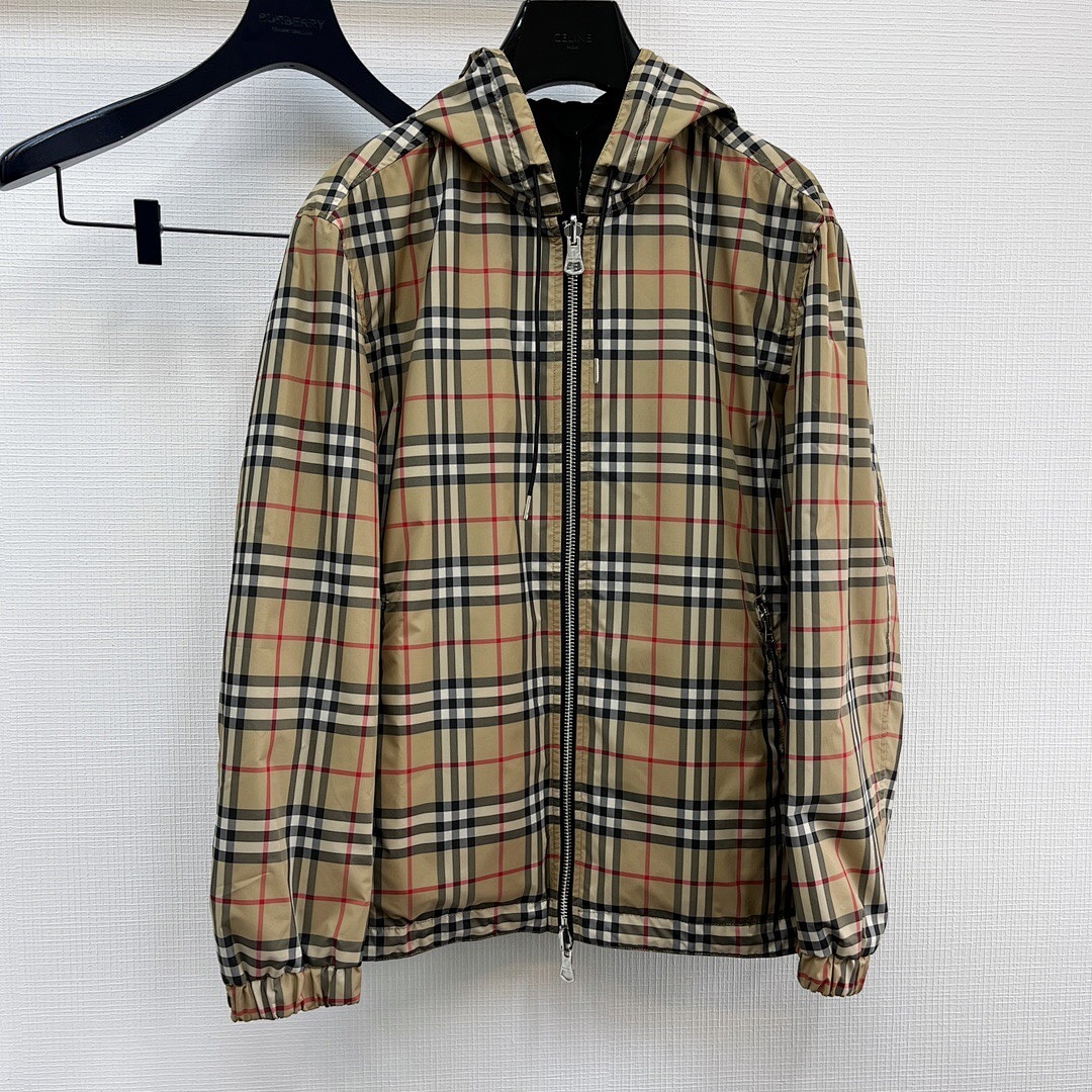 Burberry —680FN (Reversible) - Image 9