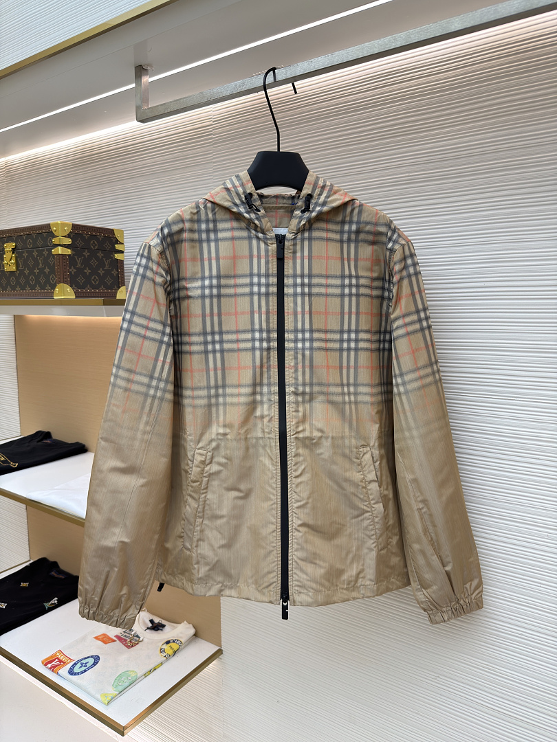 Burberry 6D276-61L