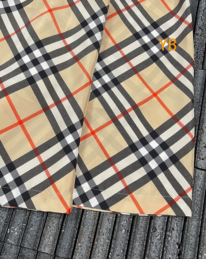 Burberry 526279−51L - Image 10