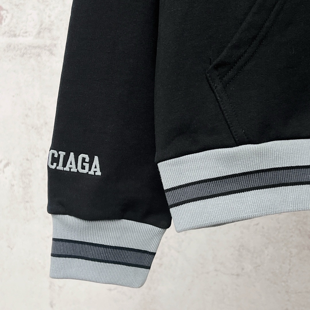Balenciaga 5324−24L - Image 16