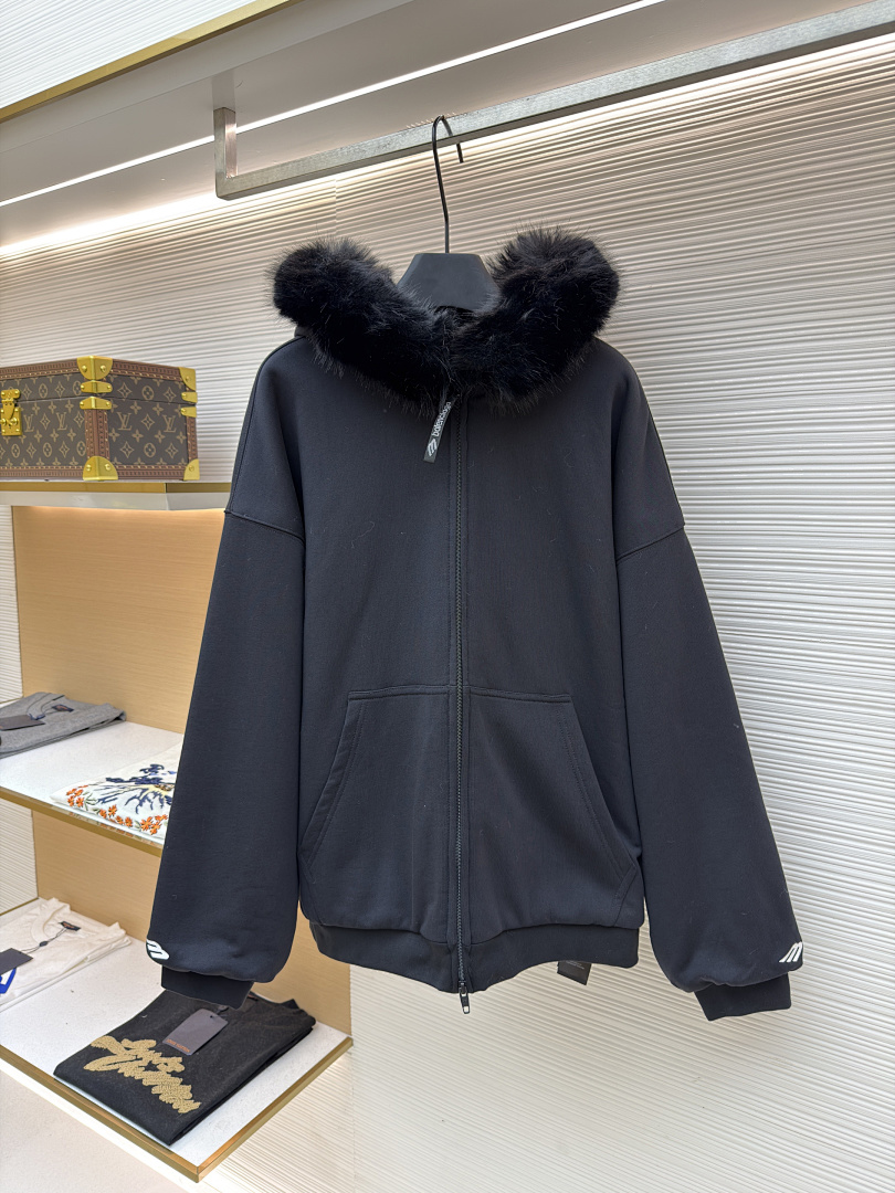 Balenciaga 68039-64L - Image 18