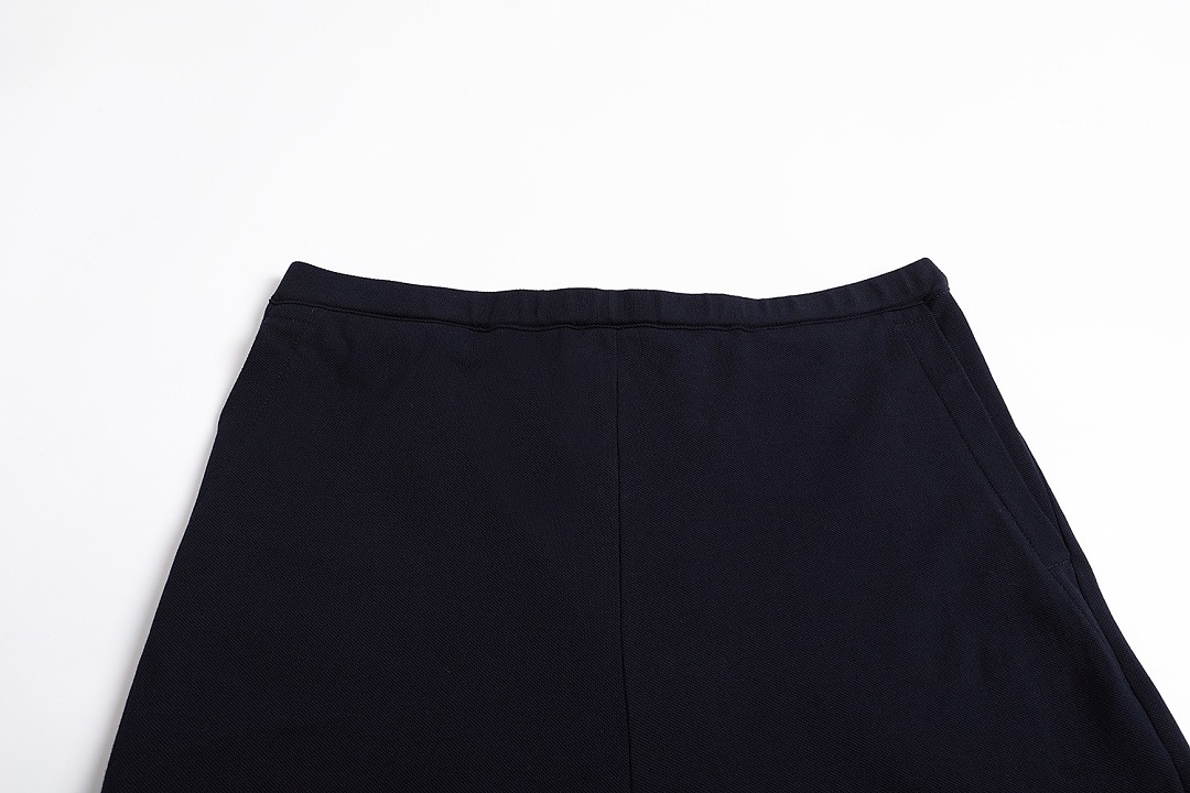 Miu Miu 525142−51L - Image 10