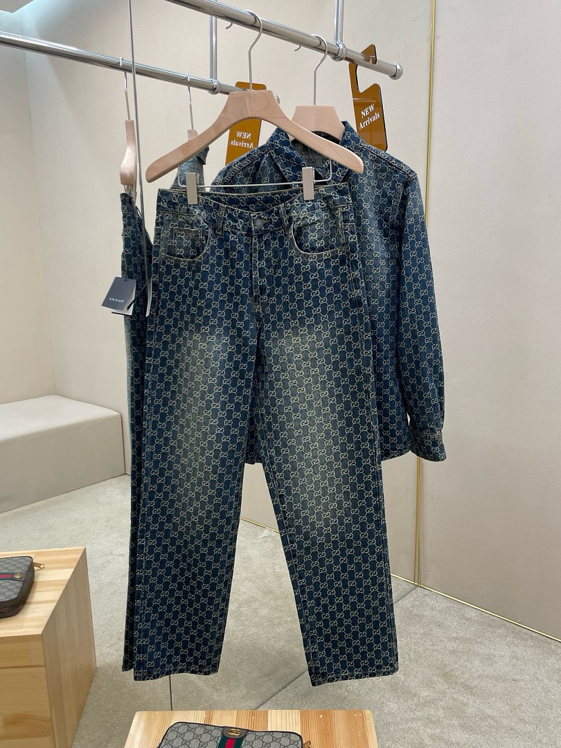 Gucci 3WT5055-8L - Image 5