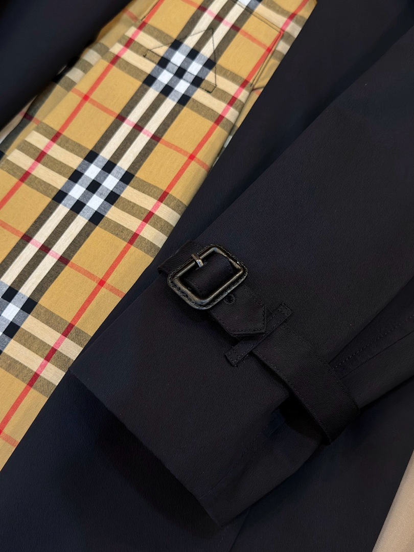 Burberry —6B035-65L - Image 7